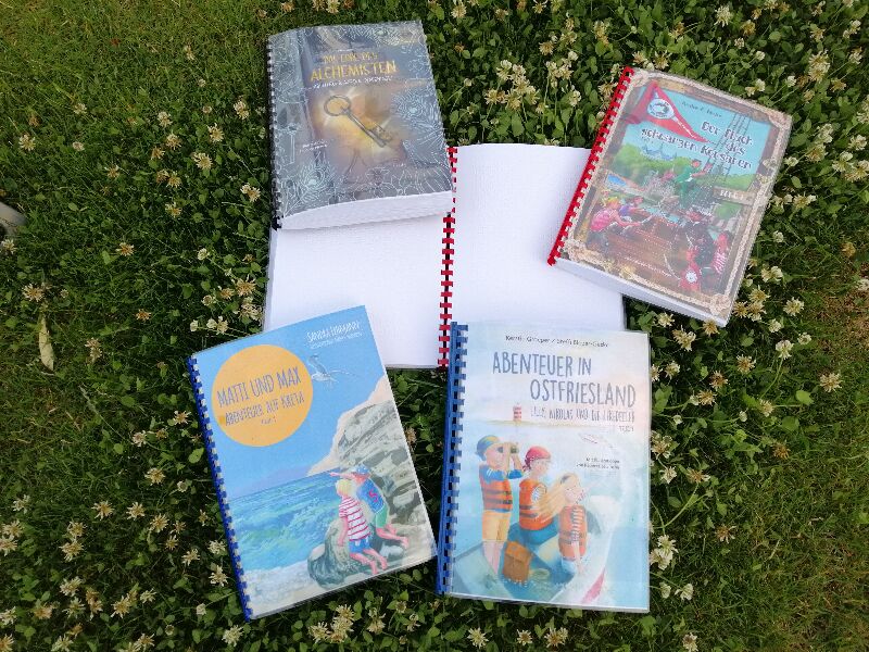 Bücher liegen im Gras, Ziemlich beste Ferien, Küstenwölfe